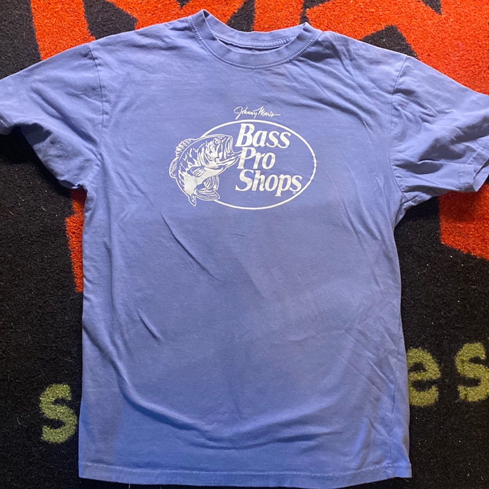 Bass Pro Shop T-shirt in perrywinkle
